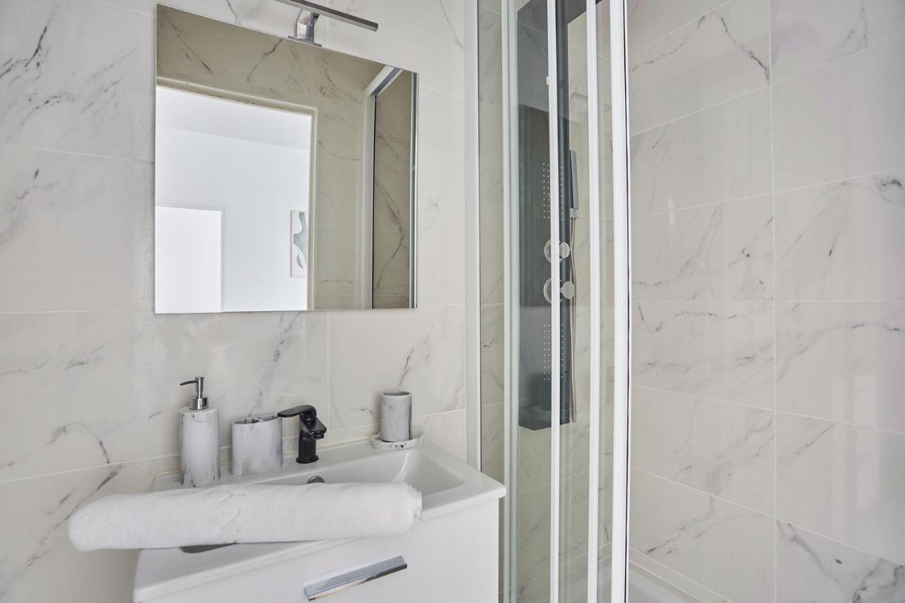 Residence Neuilly Bois De Boulogne By Studio Prestige المظهر الخارجي الصورة